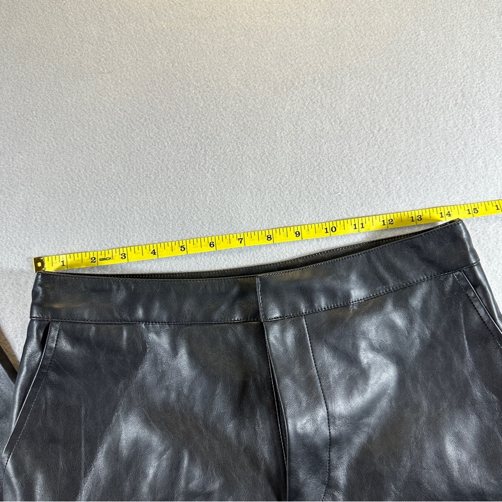 Lulus Vegan‎ Faux Leather Straight Leg Black Pants Raw Hem Size M Black NWT - Picture 2 of 8